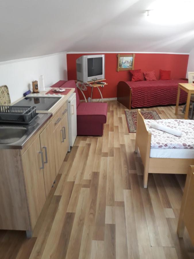 Apartments Emir توزلا المظهر الخارجي الصورة